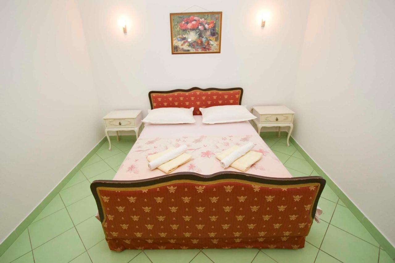Apartments Srdjan Makarska Ngoại thất bức ảnh