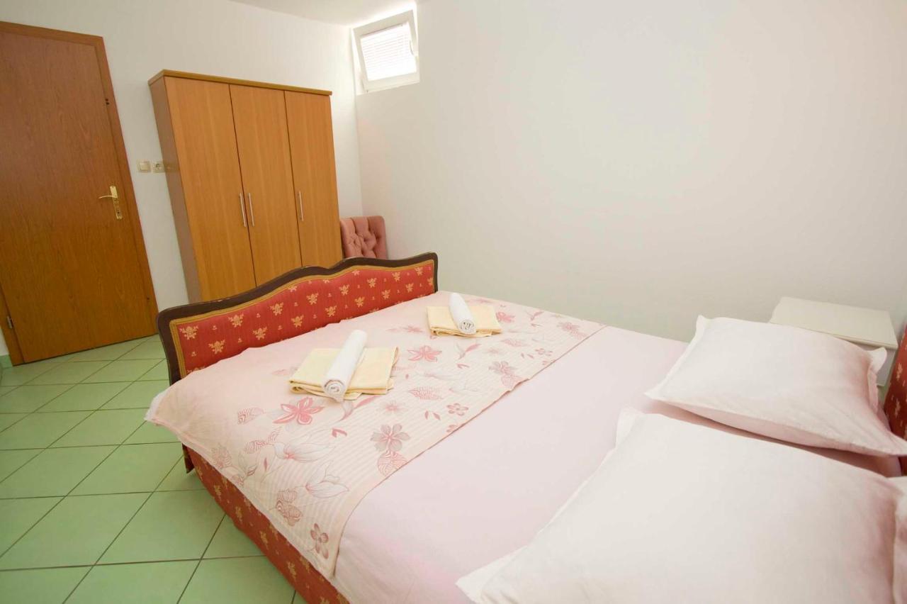 Apartments Srdjan Makarska Ngoại thất bức ảnh